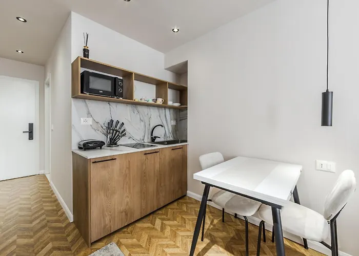 Cozy - Serenitas 2 By Pikhost * Τίρανα