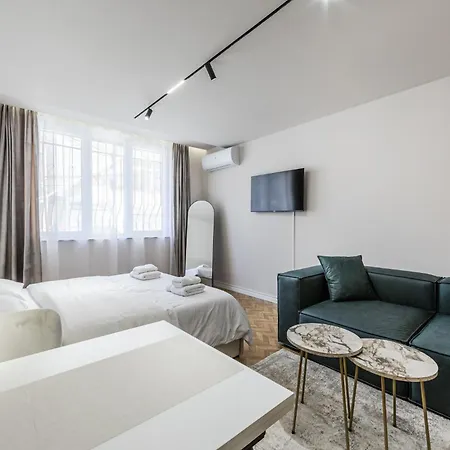 Cozy - Serenitas 2 By Pikhost Apartamento Tirana