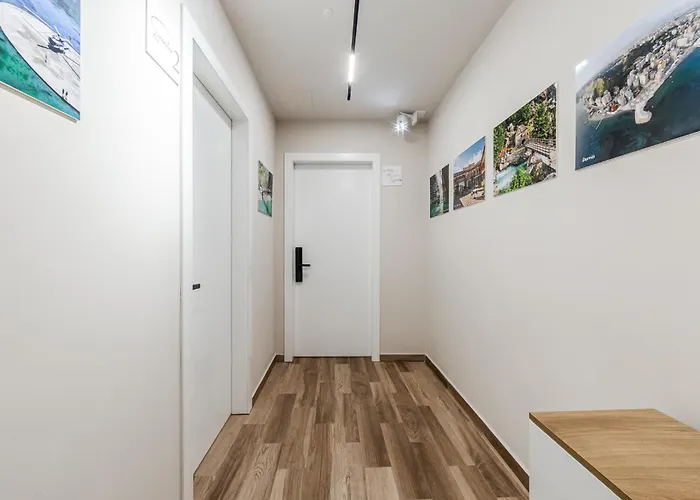 Cozy - Serenitas 2 By Pikhost ティラナ