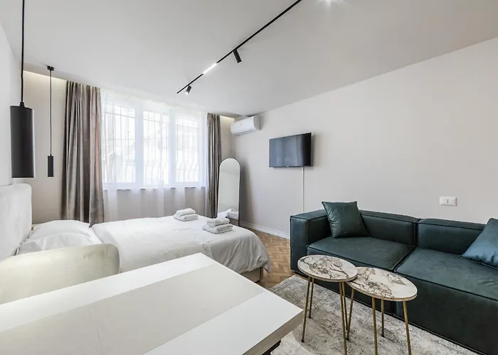 Cozy - Serenitas 2 By Pikhost Apartamento Tirana